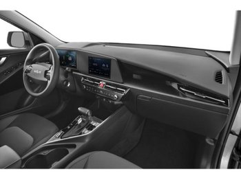 Kia Niro LX