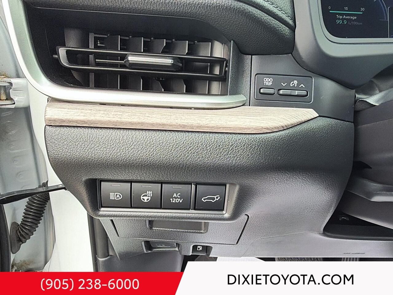 2025 Toyota Grand Highlander HYBRID LIMITED AWD / HEATED AND VENTILATED SEATS / MOONROOF / ALLOY WHEELS / CARPLAY AND ANDROID AUTO White Mississauga - photo #13