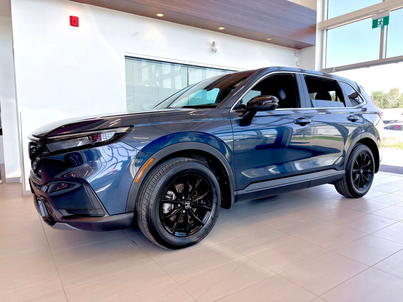 2024 Honda CR-V Hybrid Blue Notre-Dame-des-Prairies - photo #30
