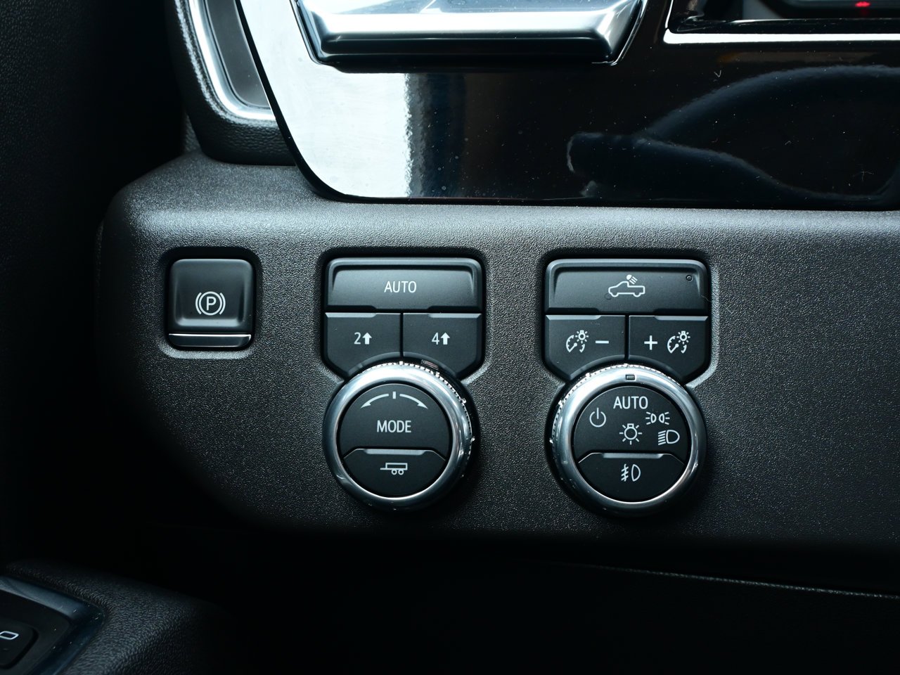 2025 GMC Sierra 1500 4WD Crew Cab 147 Elevation Red Sherwood Park - photo #19