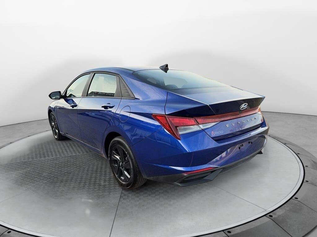 Hyundai Elantra NIV KMHLM4AG1NU363570 2022 Bleu Baie-Comeau - photo #3