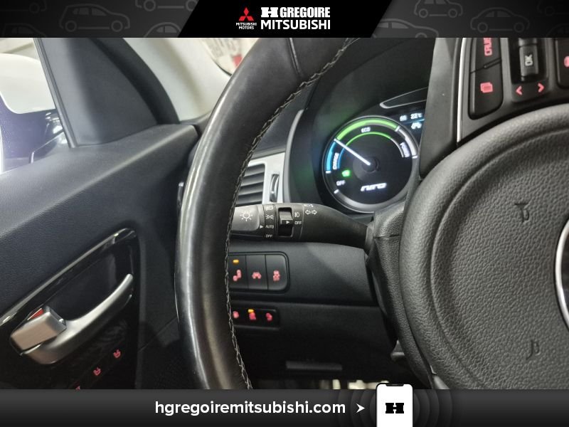 2019 Kia Niro White Saint-Eustache - photo #19
