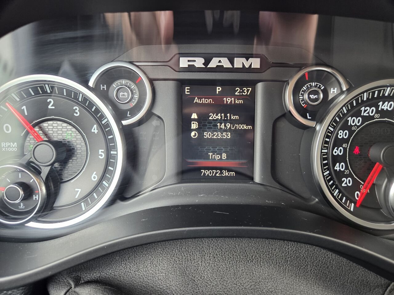 2021 RAM 1500 06N5 VERT Mont-Laurier - photo #18