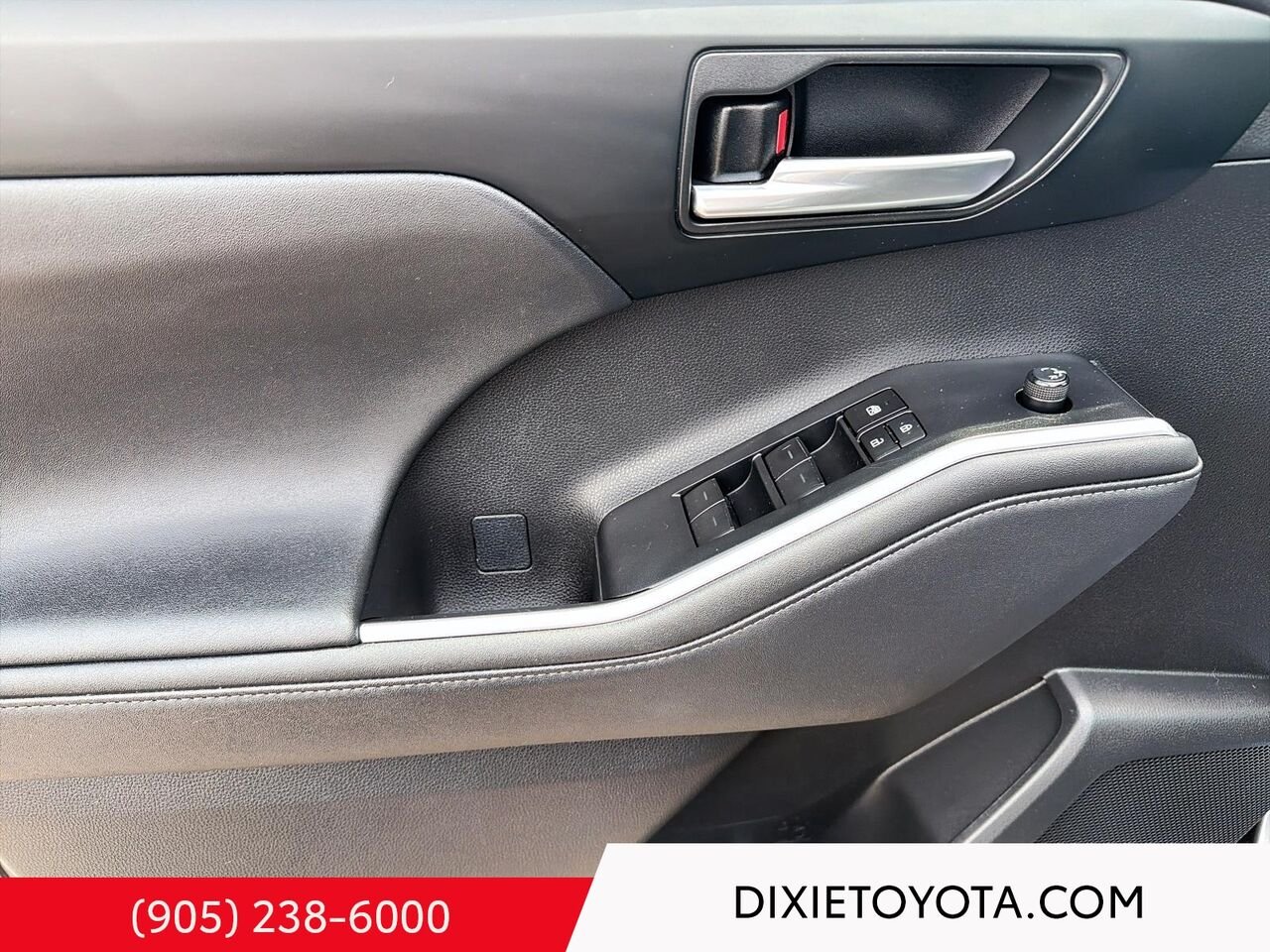2023 Toyota Highlander XLE AWD / HEATED SEATS / MOONROOF / ALLOY WHEELS / CARPLAY AND ANDROID AUTO Magnetic Grey Metallic Mississauga - photo #7
