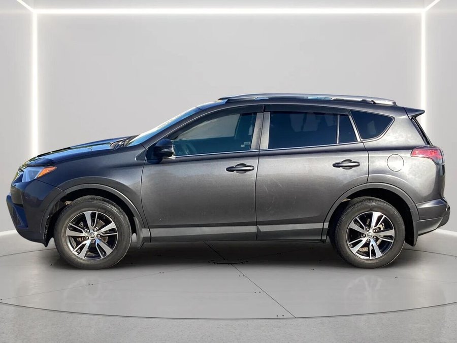 Toyota RAV4 2018 2018 Gris magnétique métallisé
