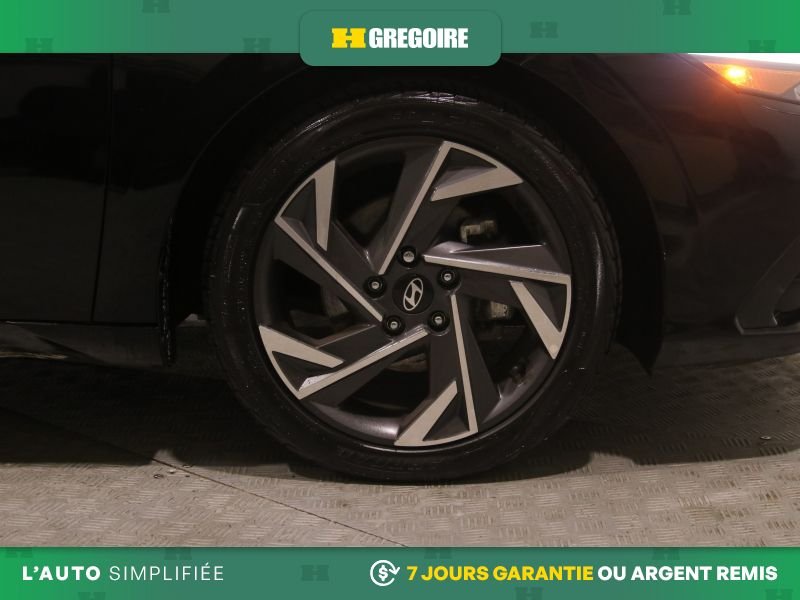2024 Hyundai Elantra Black Laval - photo #31