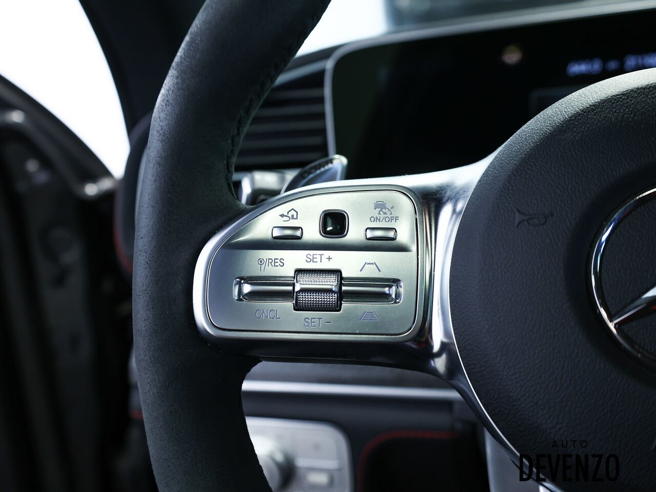 2023 Mercedes-Benz GLE Black Saint-Eustache - photo #16