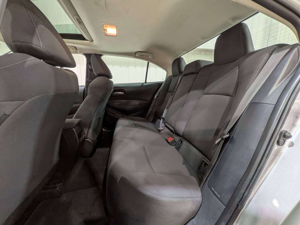 Toyota Corolla LE CVT 2021 Argent Val-David - photo #10