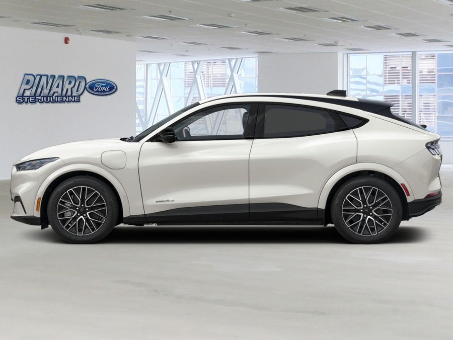 2026 Ford Mustang Mach-E 2026 Star White Metallic Tri-Coat