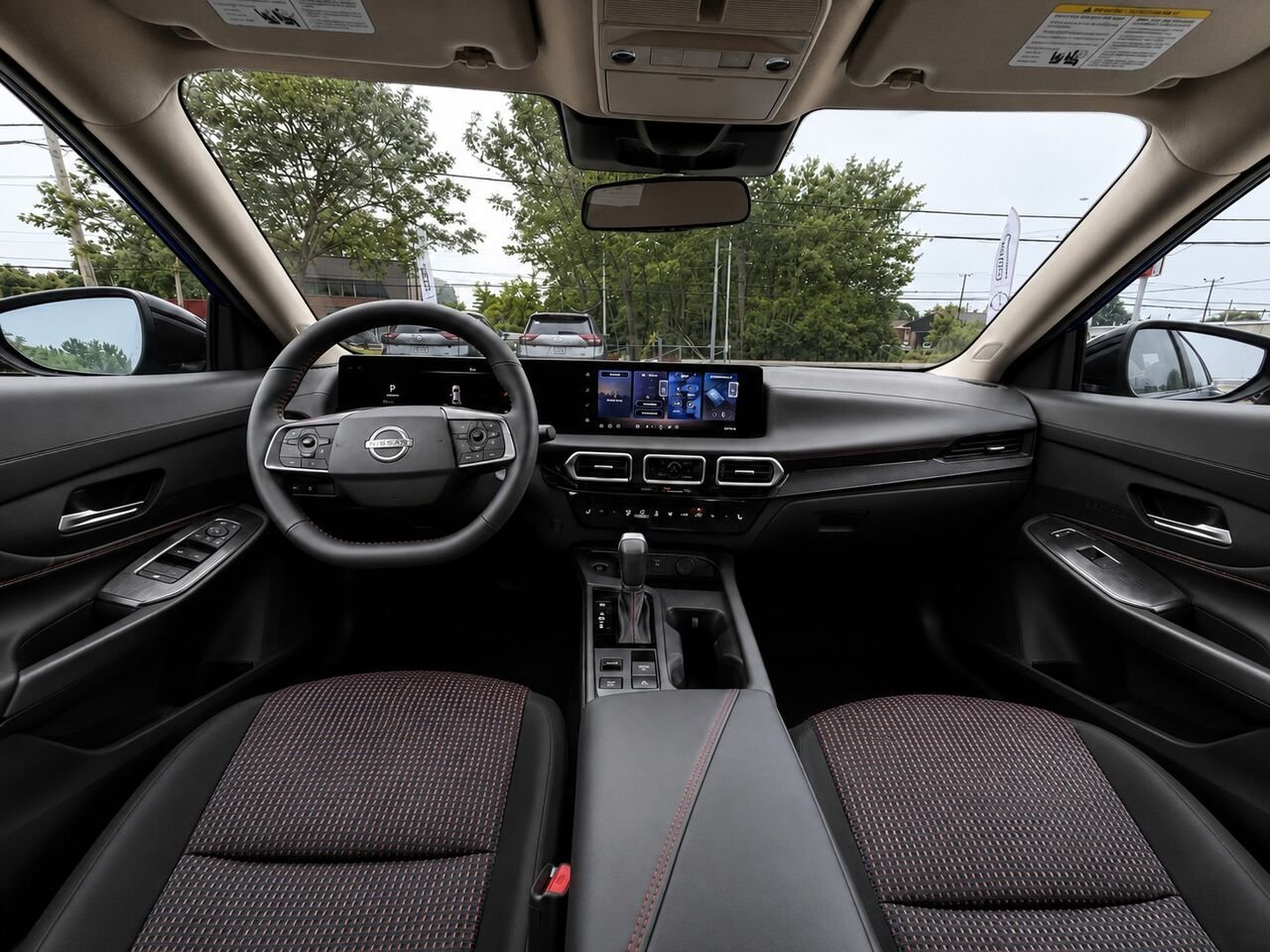 2026 NISSAN Sentra SENTRA SR Bluestone Pearl/Super Black Châteauguay - photo #11