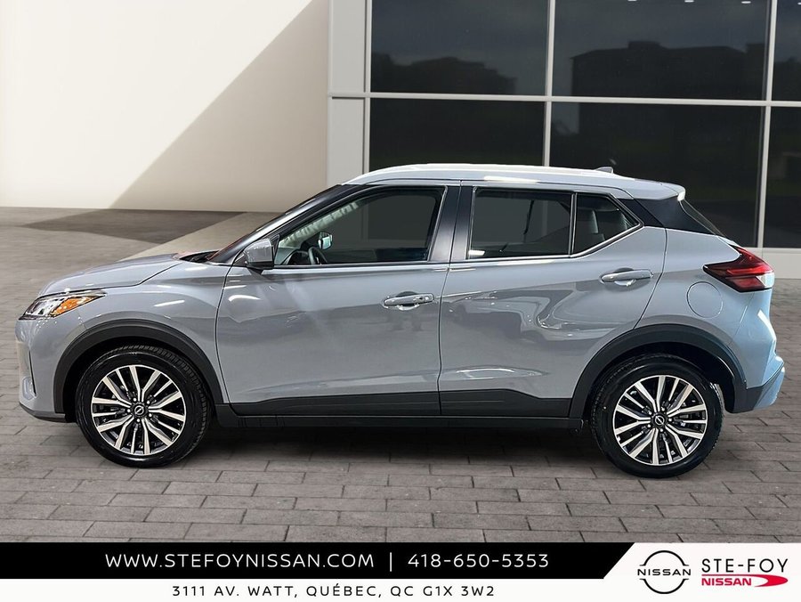 Nissan KICKS PLAY SV TA S6834 2025 Gris