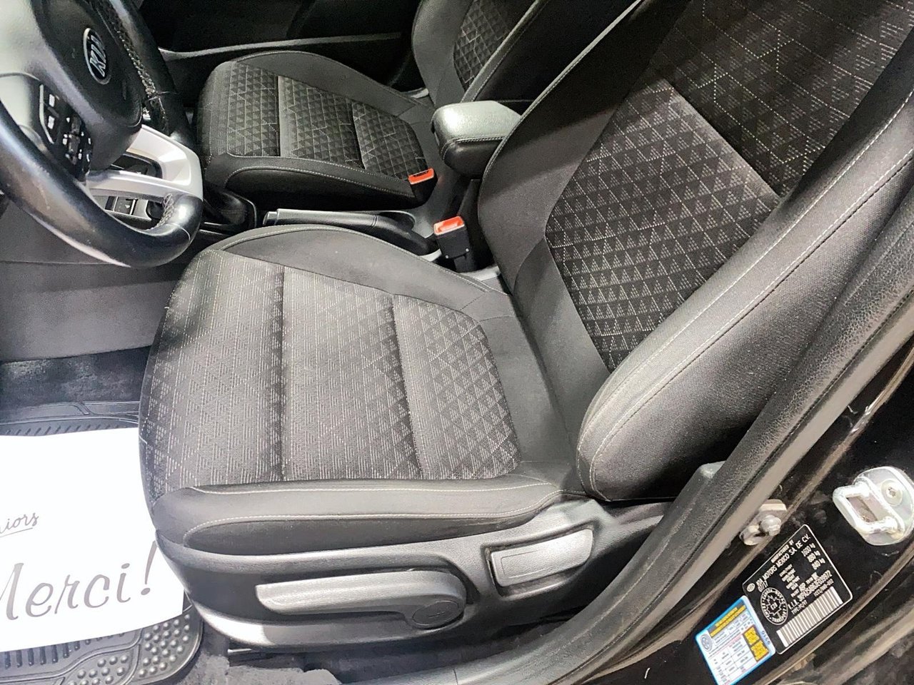 Kia Rio 5-door NIV 3KPA25AB6JE039972 2018 Noir Chicoutimi - photo #11