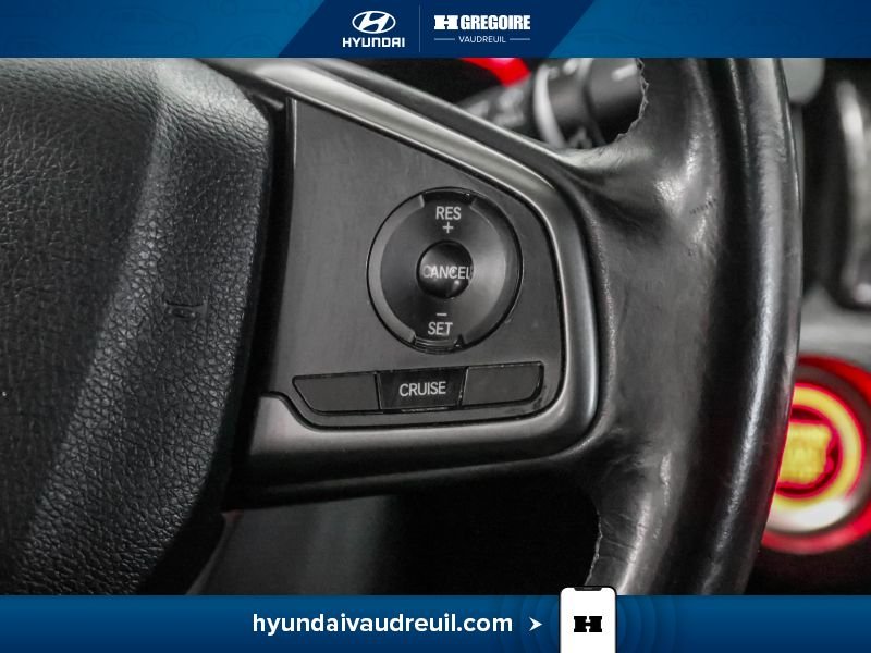 Honda Civic 2018 Rouge Saint-Eustache - photo #22