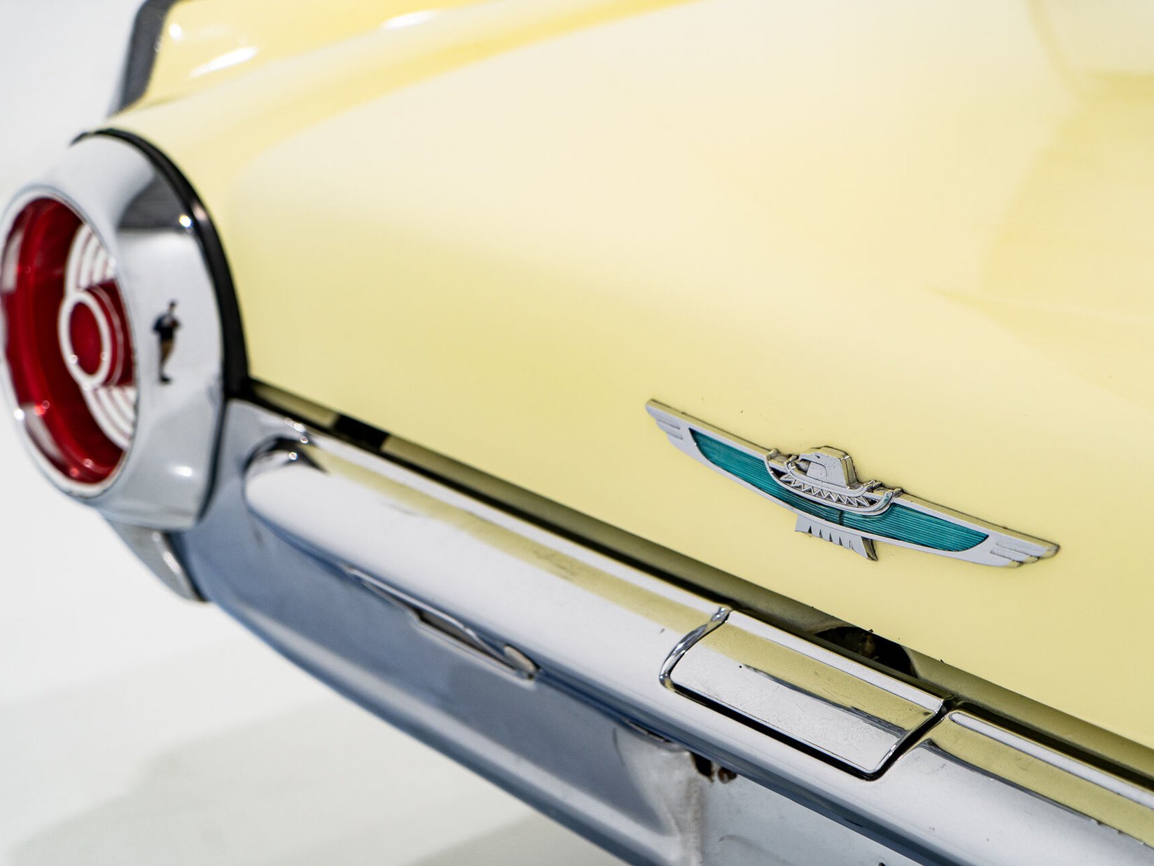 Ford Thunderbird Beautifully Presented From Older Restoration with original bill of sale 1962 Jaune Montréal - photo #40