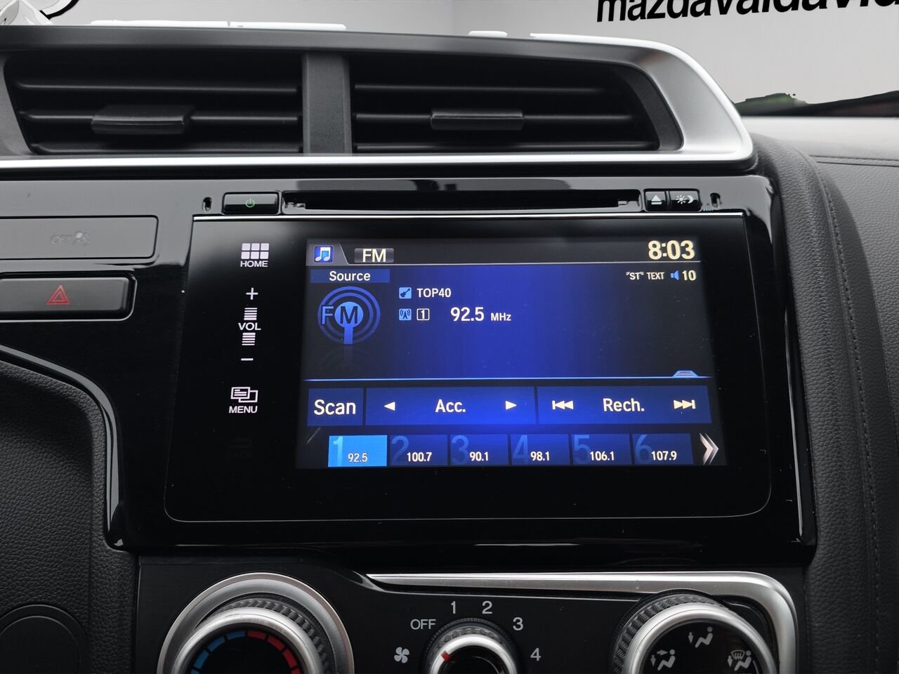 2016 Honda Fit LX à hayon 5 portes CVT, caméra de recul, sièges chauffant, commande audio au volant Grey Val-David - photo #11