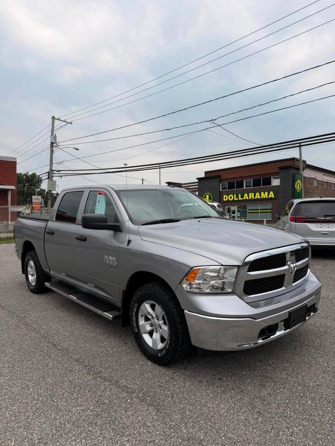 2022 RAM 1500 Classic Grey Lac Mégantic - photo #4