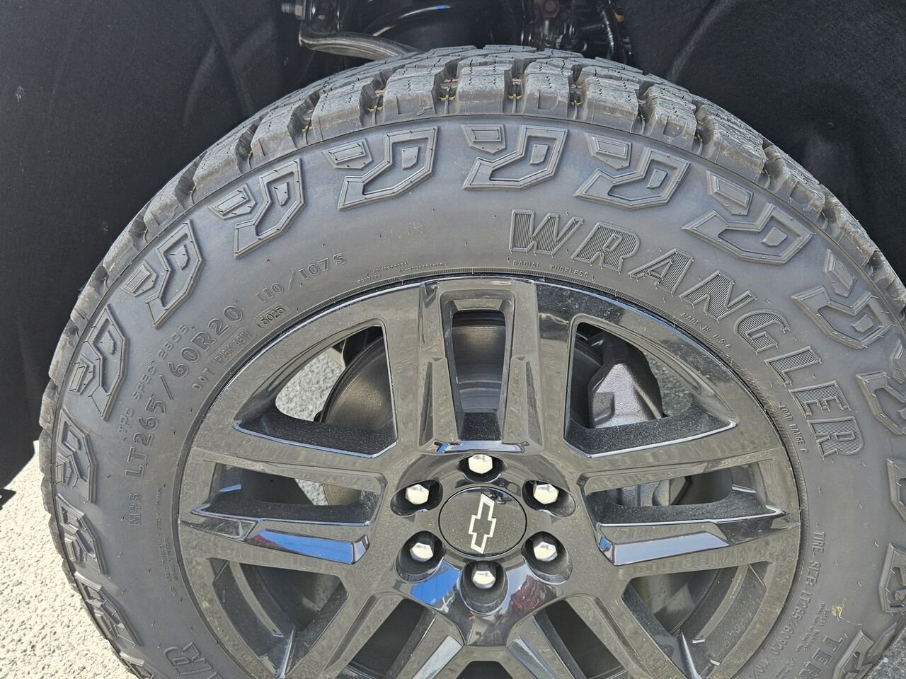 2026 Chevrolet Silverado 1500 Custom Trail Boss cabine multiplace 4RM 157 po Sterling Grey Metallic Thetford Mines - photo #17