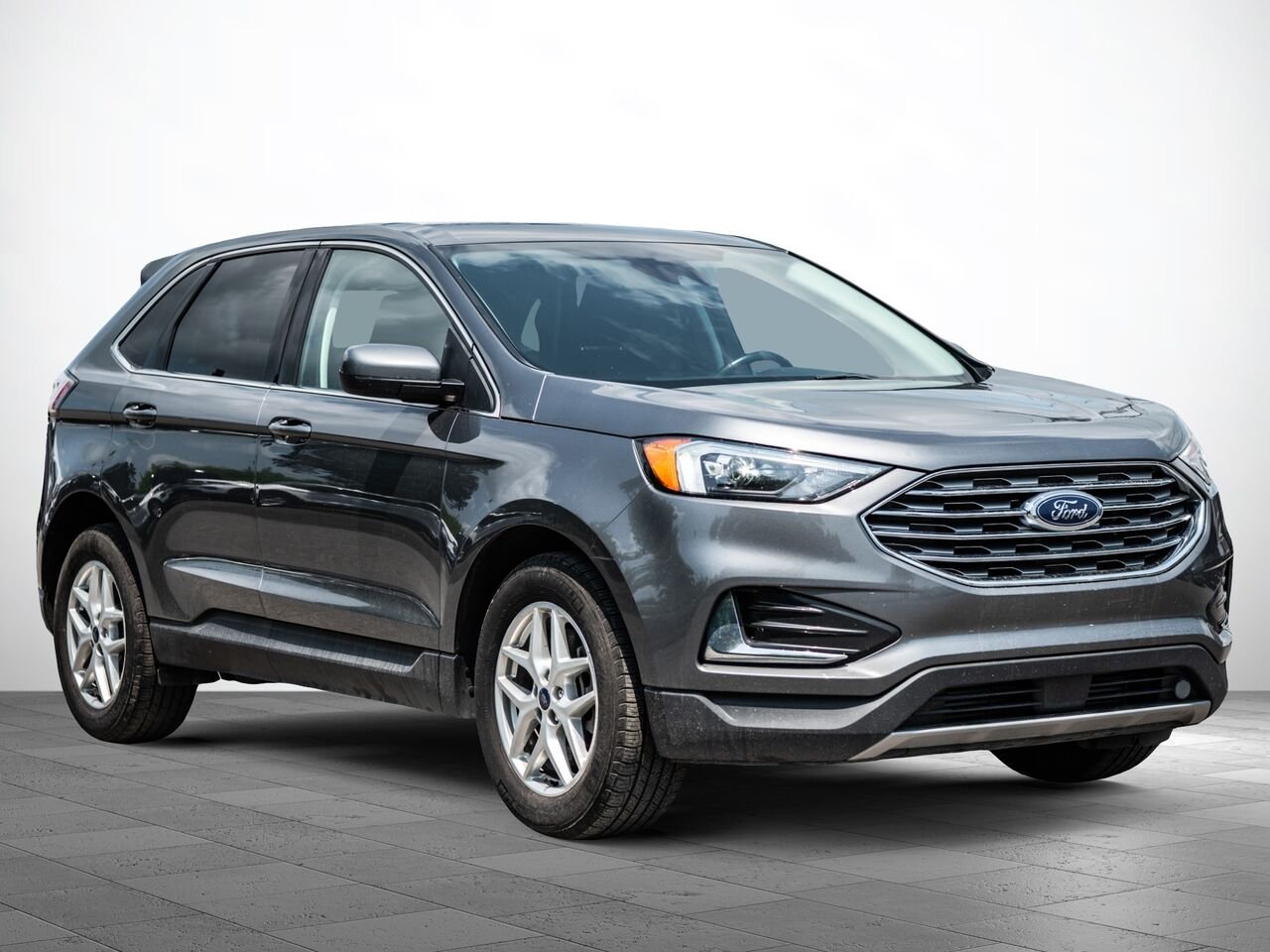 2022 Ford Edge Grey Sainte-Julienne - photo #1
