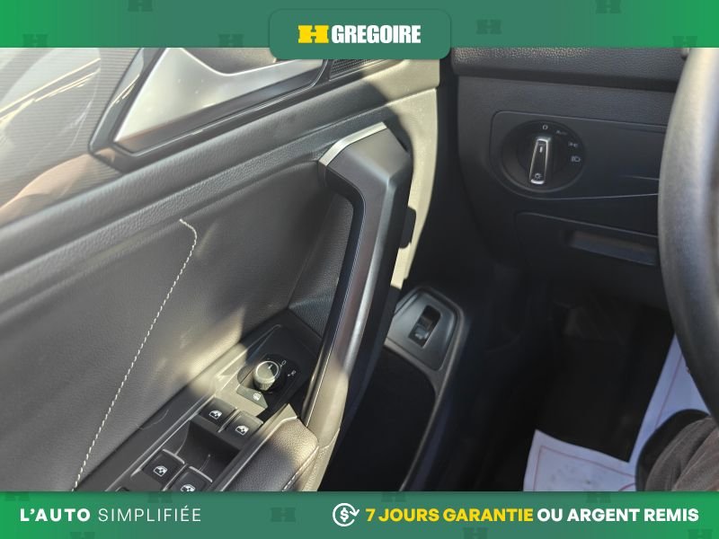 2022 Volkswagen Tiguan White Blainville - photo #19