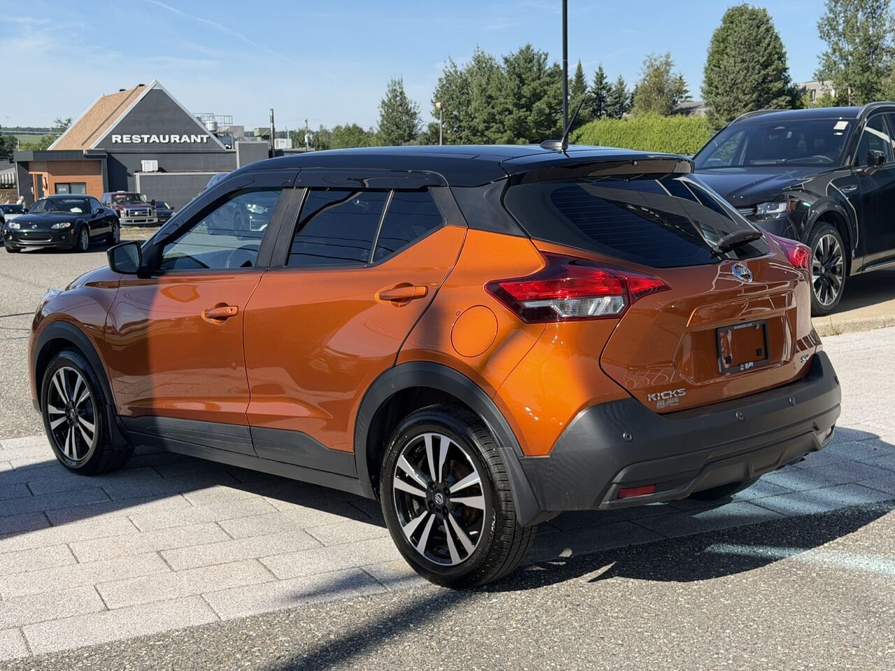 2020 Nissan Kicks Orange Ste-Marie - photo #6