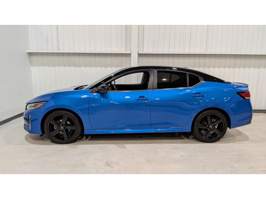 2024 Nissan Sentra SR Manual Blue Val-David - photo #4