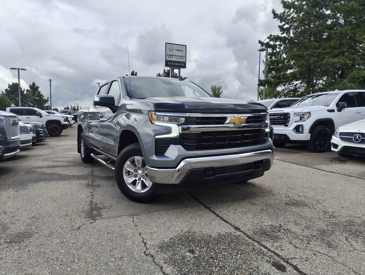2025 Chevrolet Silverado 1500 4WD Crew Cab 147 LT Grey Sherwood Park - photo #1