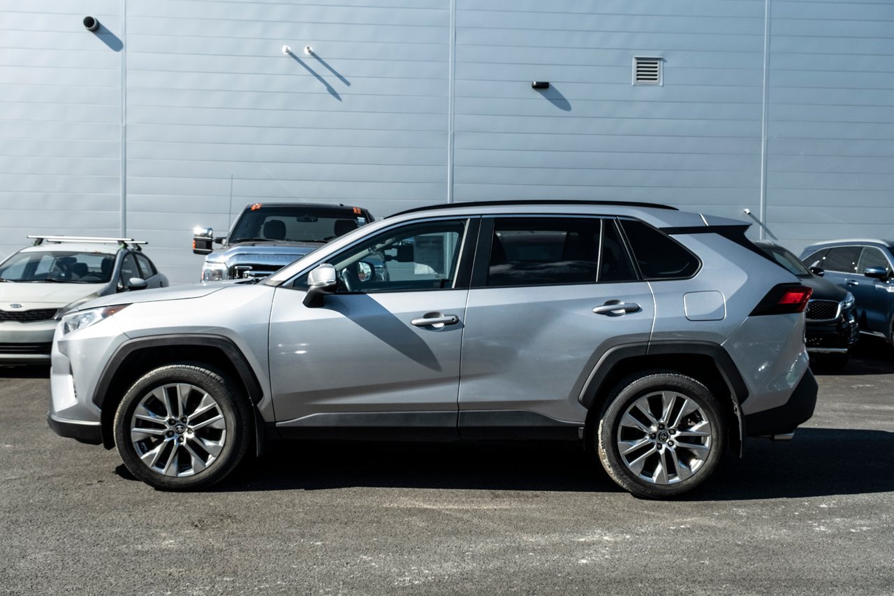 2021 Toyota RAV4 Grey Gatineau - photo #2
