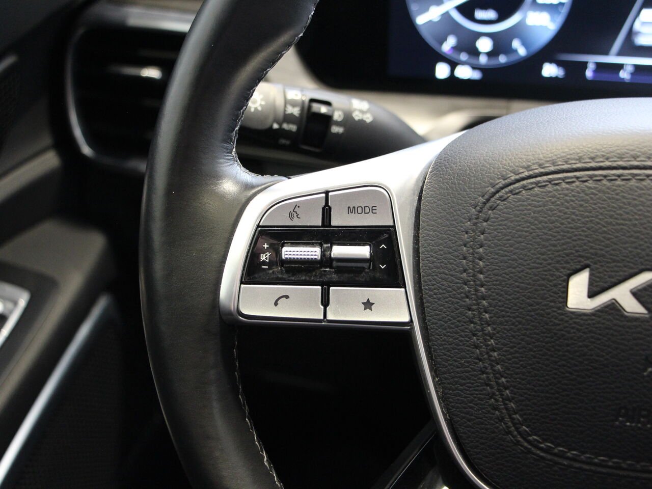 2023 Kia Telluride X-PRO KIA TELLURIDE,X-PRO-4D UTILITY AWD Black Châteauguay - photo #18