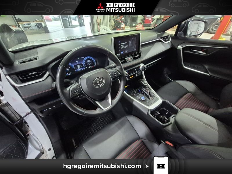 2023 Toyota RAV4 Prime White Laval - photo #15