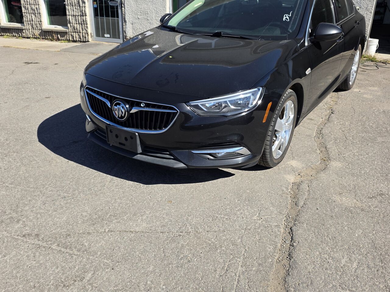 Black 2019 Buick Regal Sportback Sedan Front-Wheel Drive Continuously Variable Transmission