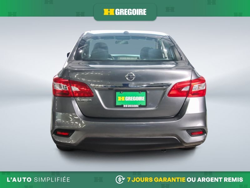 2019 Nissan Sentra Grey Laval - photo #5