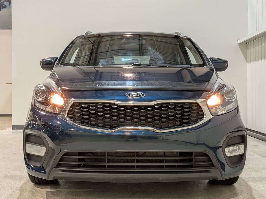 2017 Kia Rondo Blue