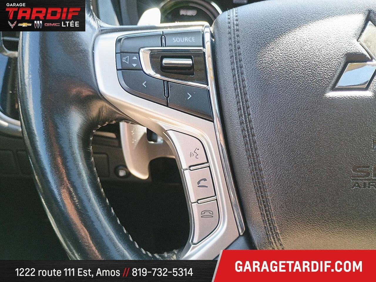 Mitsubishi Outlander PHEV 10620C 2018 Rouge Amos - photo #23