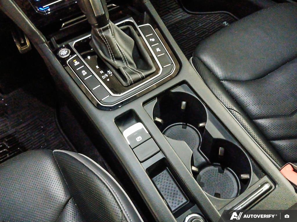 2021 Volkswagen Arteon 2600796A | Execline Red Edmonton - photo #17