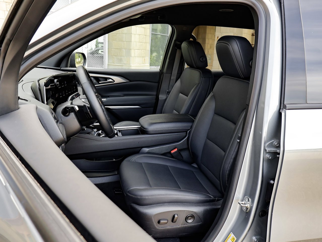 2026 Chevrolet Traverse AWD 4dr LT Grey Sherwood Park - photo #15
