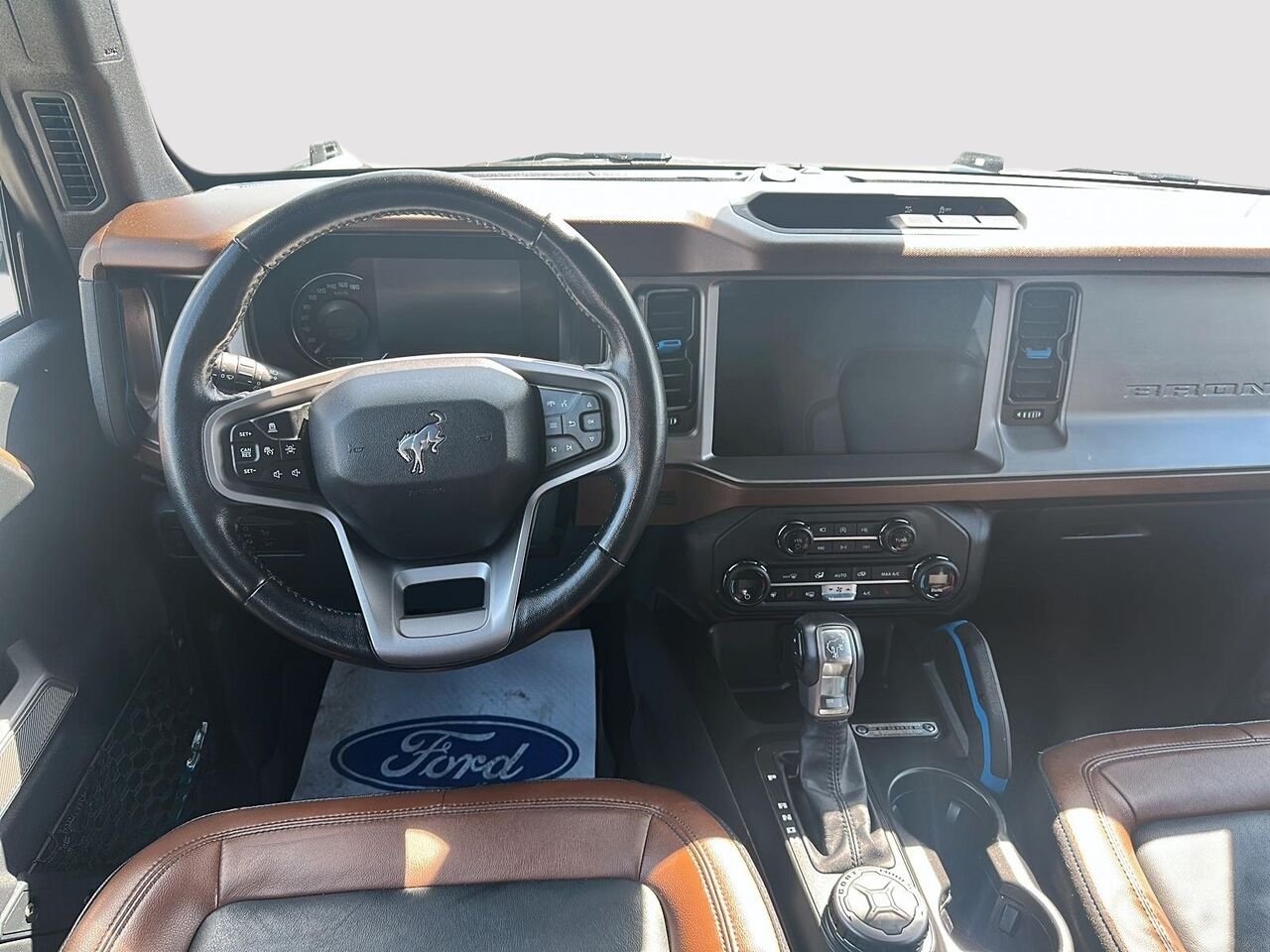 2023 Ford Bronco Black Rouyn-Noranda - photo #7