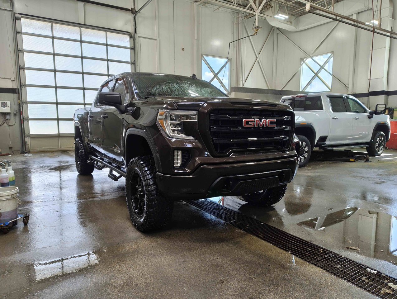 2019 GMC Sierra 1500 4WD Crew Cab 157 Elevation Deep Mahogany Metallic Sherwood Park - photo #2