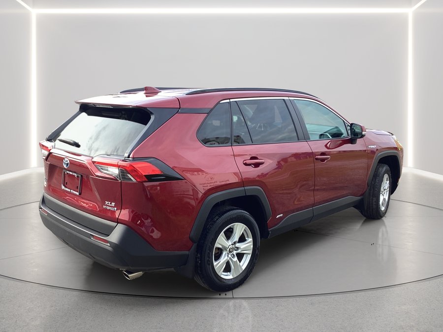 Toyota RAV4 hybride XLE TI 2021 2021 Rouge rubis nacré