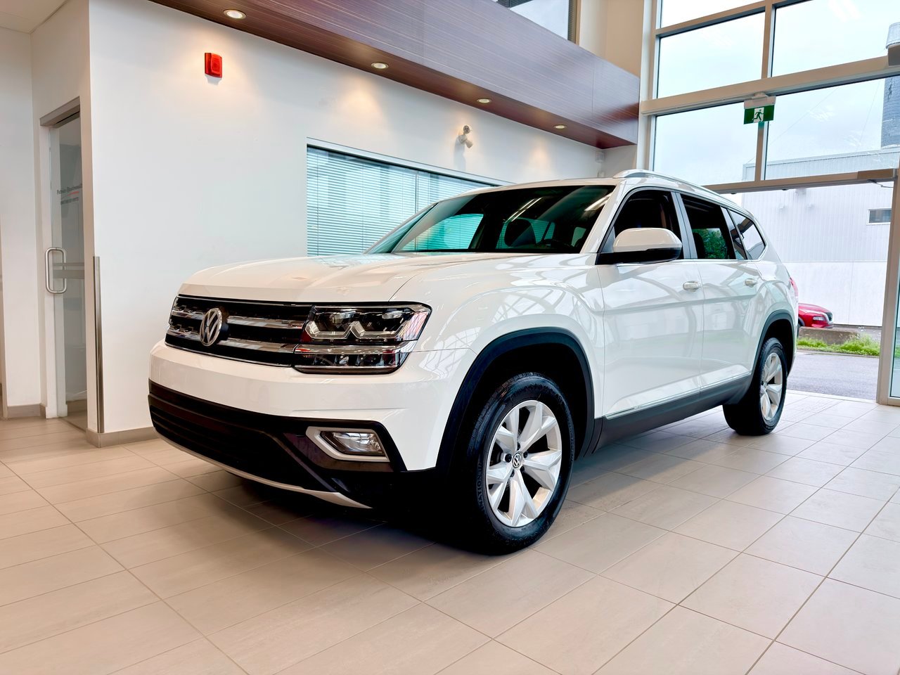 2018 Volkswagen Atlas White Notre-Dame-des-Prairies - photo #4