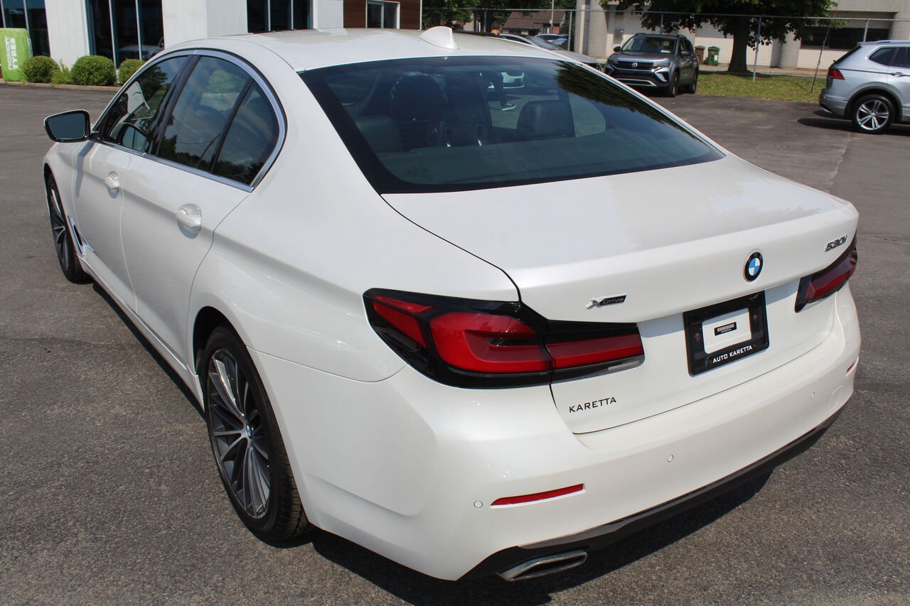 2021 BMW 5 Series VIN: WBA13BJ06MCG37906 White Sainte-Rose - photo #2