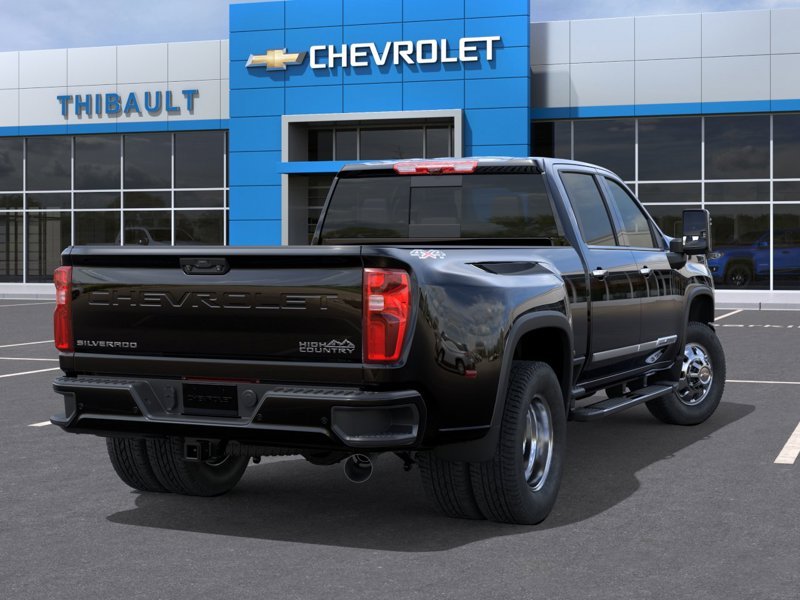 CHEVROLET SILVERADO 3500HD High Country cabine multiplace 4RM 172 po 2026 Noir Sherbrooke - photo #3
