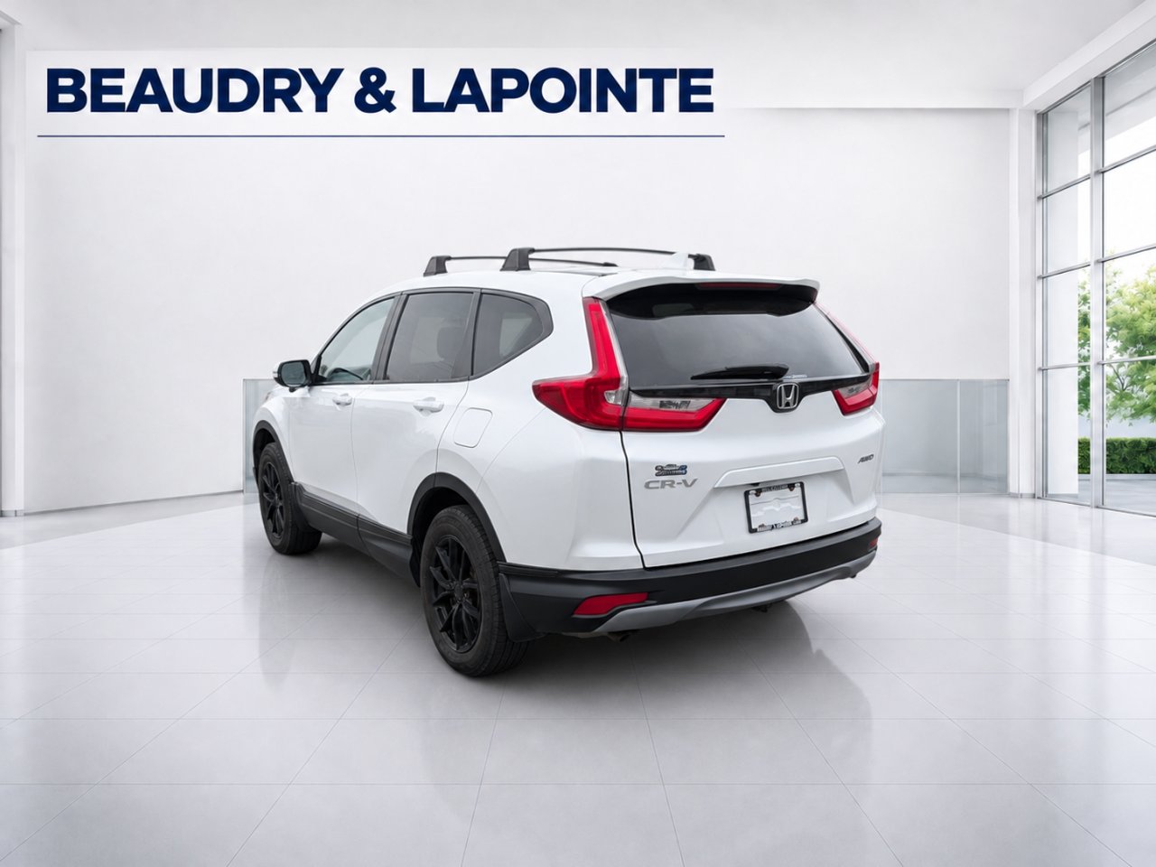 2019 Honda CR-V White La Sarre - photo #4