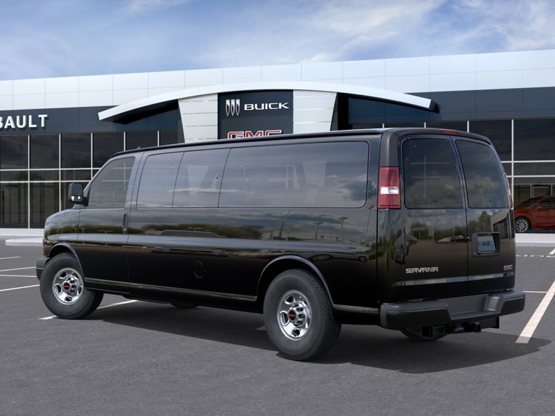 2026 GMC Savana Passenger 2026 BLACK