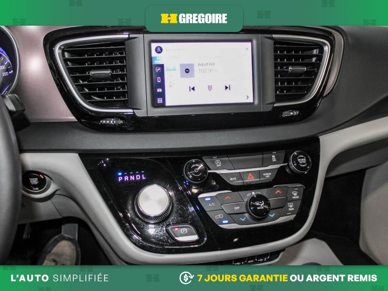 2024 Chrysler Grand Caravan Black Blainville - photo #25