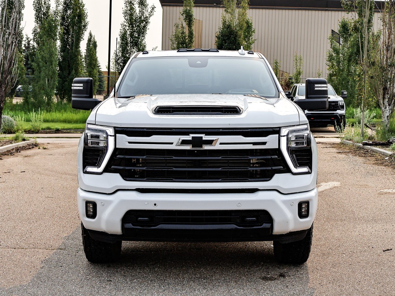 2024 Chevrolet Silverado 2500HD 4WD Crew Cab 159 LTZ White Sherwood Park - photo #2