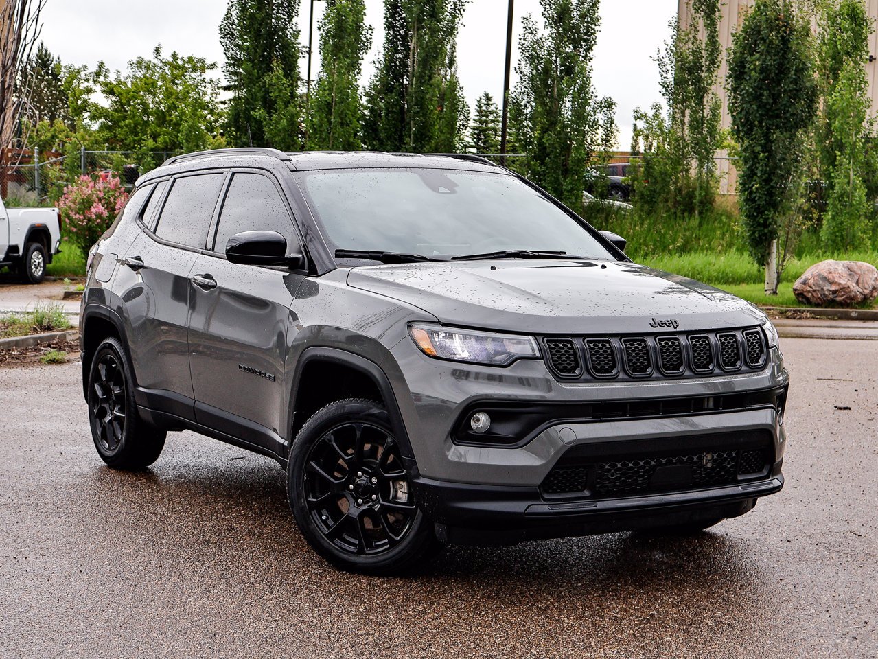2023 Jeep Compass Altitude 4x4 Grey Sherwood Park - photo #1