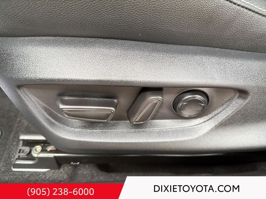 2026 Toyota Camry 2026 Midnight Black Metallic