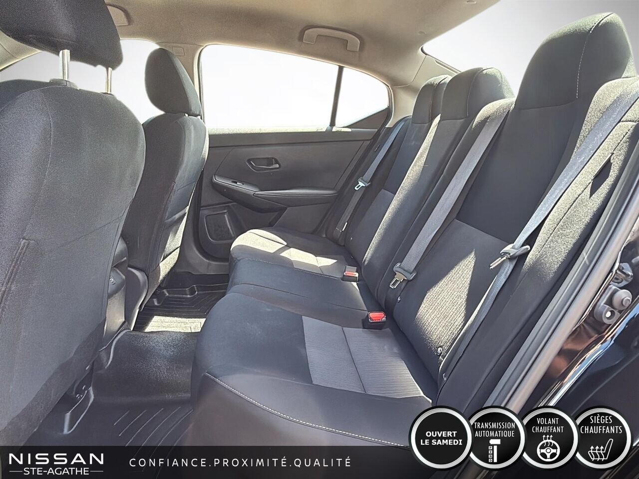 Nissan Sentra SV | CARPLAY | CAMÉRA DE RECUL | UN SEUL PROPRIÉTAIRE 2024 Noir Saint-Jérôme - photo #8