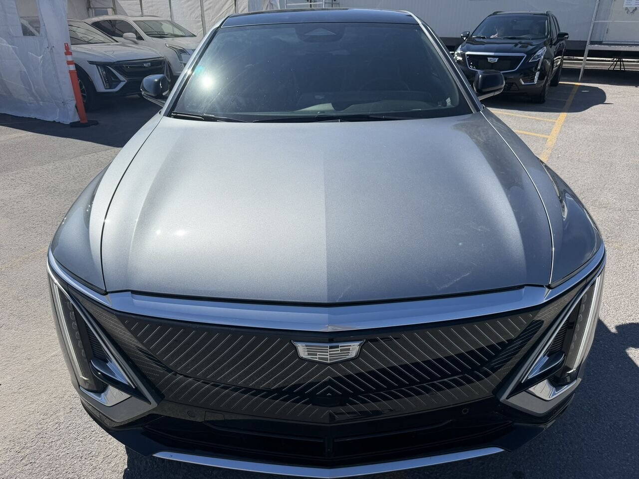 Cadillac LYRIQ Tech FINANCEMENT À PARTIR 0.99% 2024 Gris Laval - photo #10