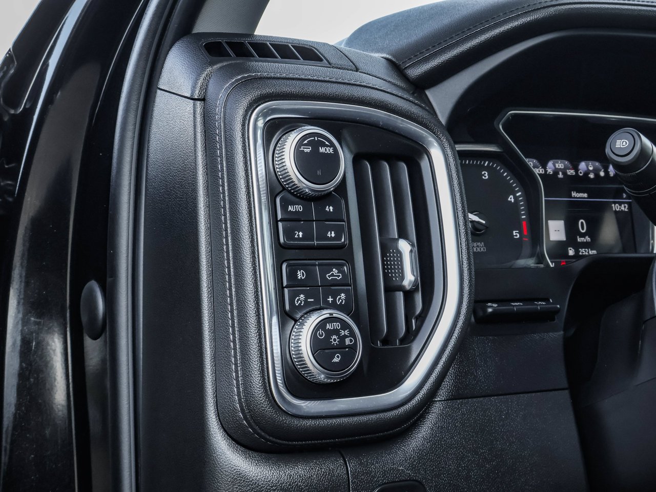 2022 GMC Sierra 3500HD 4WD Crew Cab 159 Denali Black Sherwood Park - photo #20